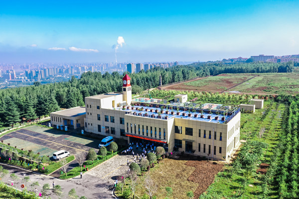 千亿球友会集团白鹿原水生态中心_20220720210433_副本.jpg